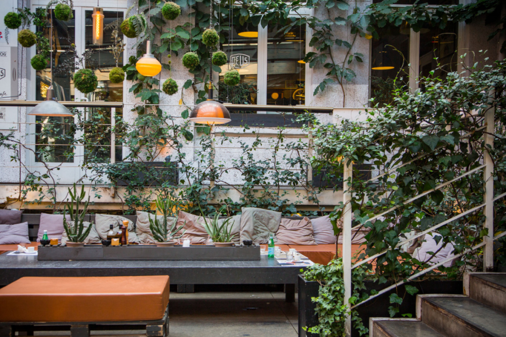 Dove fare aperitivo in zona Isola a Milano? 11 locali Milan Foodie